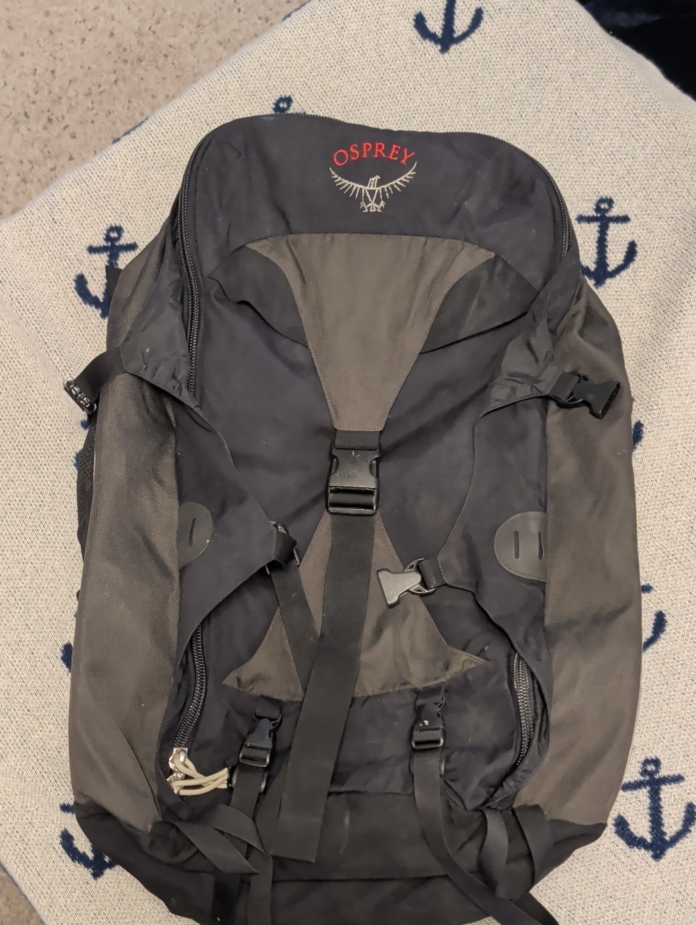 OSPREY Waypoint 80 - 80L Black and Dark Gray Men's Semi framed Backpack